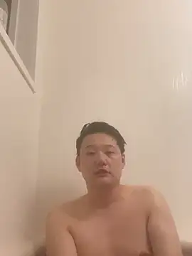 Snapshot of tuki_fu chatting on 03.16.25 tuki fu online show from 03.16.25