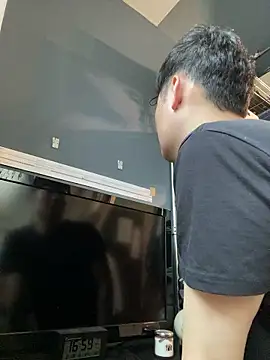 Snapshot of tuki_fu chatting on 02.13.26 tuki fu online show from 02.13.26