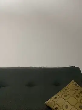 LCarreraa online show from 02.13.25