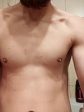 Snapshot of hoot_denis28 chatting on 02.16.25 hoot denis28 online show from 02.16.25