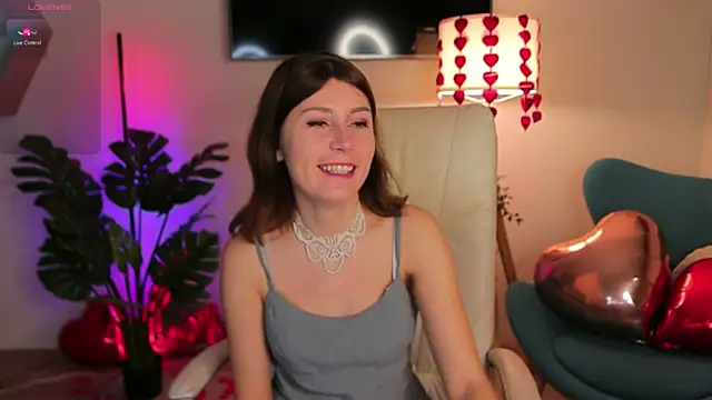 Snapshot of Hailey_Green chatting on 02.13.25 Hailey Green online show from 02.13.25