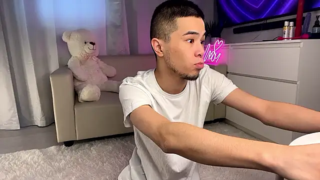 Dylan mercy online show from 03.16.25