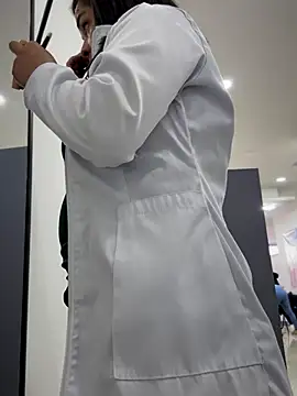 NATHALIA-28  online show from 11.26.25