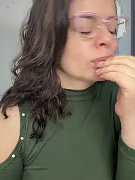 NATHALIA-28  online show from 03.15.26