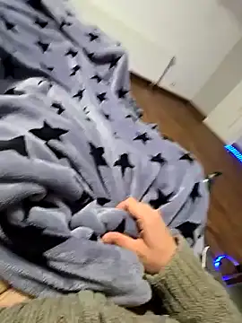 Snapshot of lapa525 chatting on 12.03.24 lapa525 online show from 12.03.24