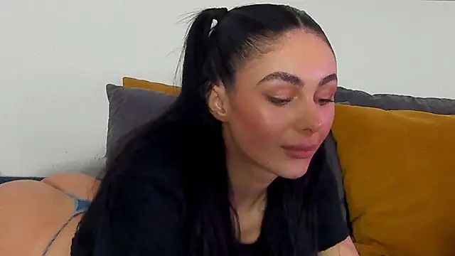 IvyKaelani online show from 02.24.25