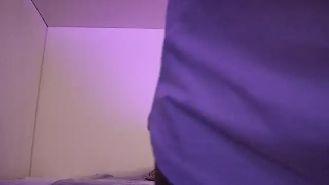 IvyKaelani online show from 10.20.25