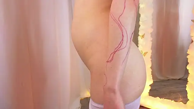 AlisiaSpinnet  online show from 01.24.25