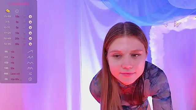 AlisiaSpinnet  online show from 01.31.25