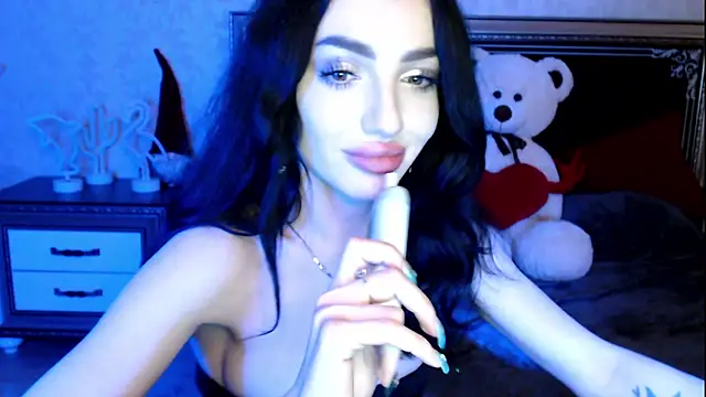 Snapshot of NancyLovee_ chatting on 12.25.24 NancyLovee online show from 12.25.24