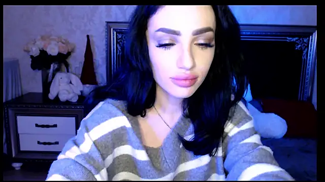Snapshot of NancyLovee_ chatting on 01.11.25 NancyLovee online show from 01.11.25