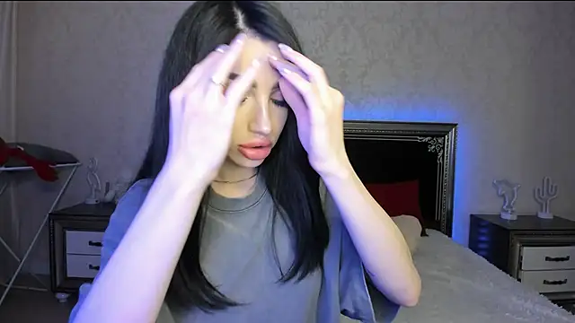 Snapshot of NancyLovee_ chatting on 03.22.25 NancyLovee online show from 03.22.25