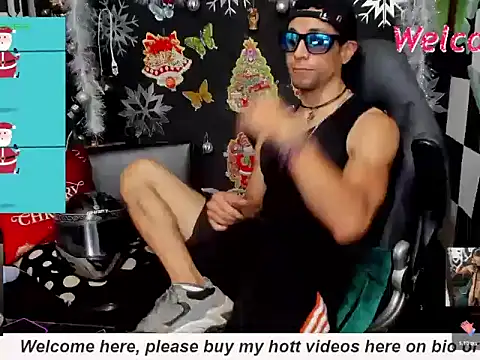 MikeRose94 online show from 12.20.25