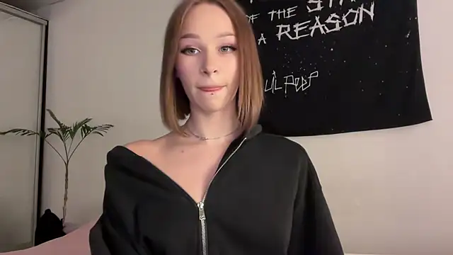 ur molly online show from 04.15.26