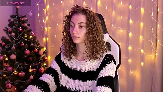 lady curls online show from 12.13.24