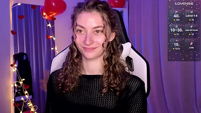 lady curls online show from 02.16.25