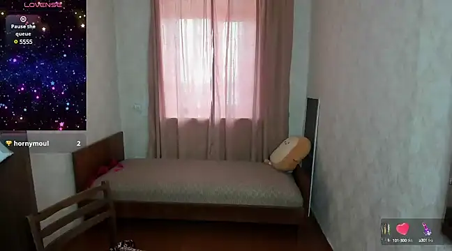 Snapshot of elis_gabbi chatting on 03.08.25 elis gabbi online show from 03.08.25