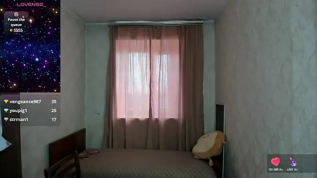 Snapshot of elis_gabbi chatting on 03.14.25 elis gabbi online show from 03.14.25