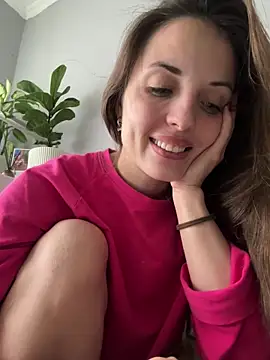 AmiLavs online show from 12.16.25