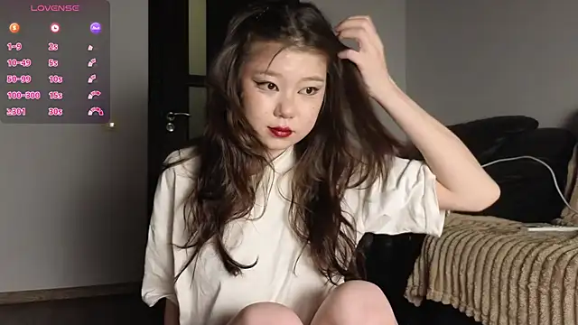 Snapshot of hoshina_sayeri chatting on 04.18.26 hoshina sayeri online show from 04.18.26