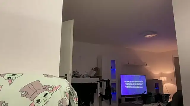 EmilyWi  online show from 01.25.25