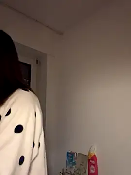 EmilyWi  online show from 10.08.25