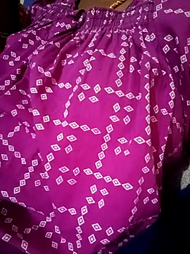 Snapshot of Pavitra78 chatting on 03.11.25 Pavitra78 online show from 03.11.25