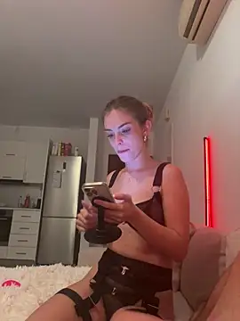 MrAndMrsSavage online show from 11.21.25