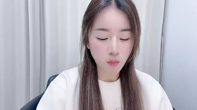 Snapshot of chloe-01 chatting on 01.17.25 chloe-01 online show from 01.17.25