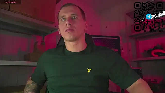 Snapshot of vance_rulez chatting on 02.10.25 vance rulez online show from 02.10.25