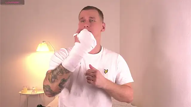 Snapshot of vance_rulez chatting on 09.22.25 vance rulez online show from 09.22.25