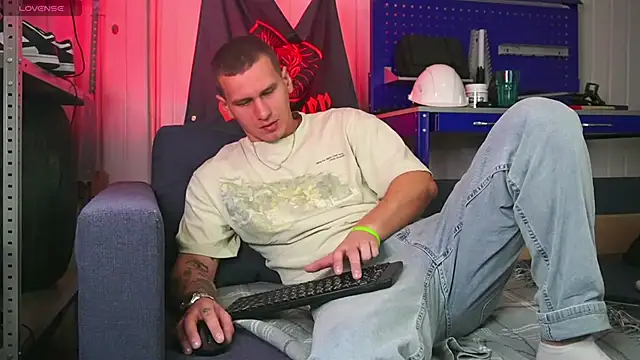 Snapshot of vance_rulez chatting on 10.01.25 vance rulez online show from 10.01.25