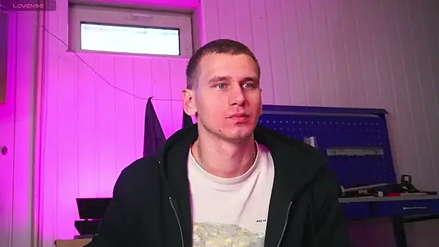 Snapshot of vance_rulez chatting on 10.02.25 vance rulez online show from 10.02.25