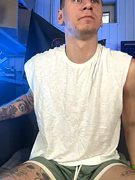 Snapshot of vance_rulez chatting on 10.10.25 vance rulez online show from 10.10.25