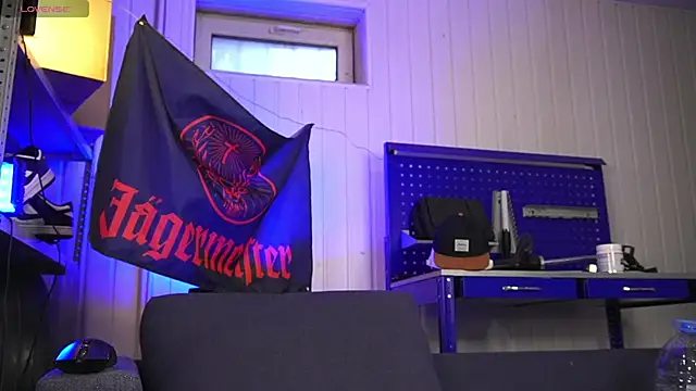 Snapshot of vance_rulez chatting on 10.13.25 vance rulez online show from 10.13.25