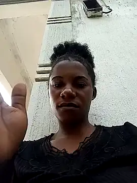 Snapshot of Yourlittlegirl19 chatting on 12.16.24 Yourlittlegirl19 online show from 12.16.24