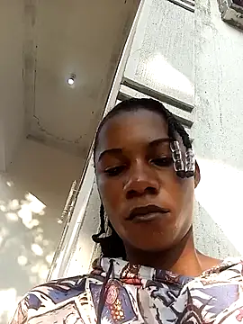 Snapshot of Yourlittlegirl19 chatting on 12.30.24 Yourlittlegirl19 online show from 12.30.24