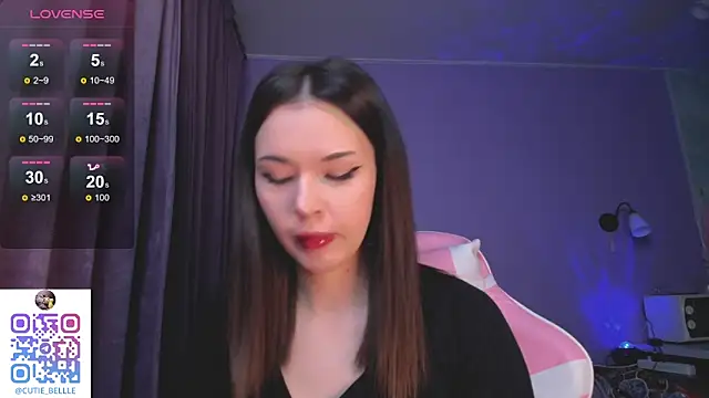 Snapshot of young_belle_ chatting on 01.22.25 young belle online show from 01.22.25