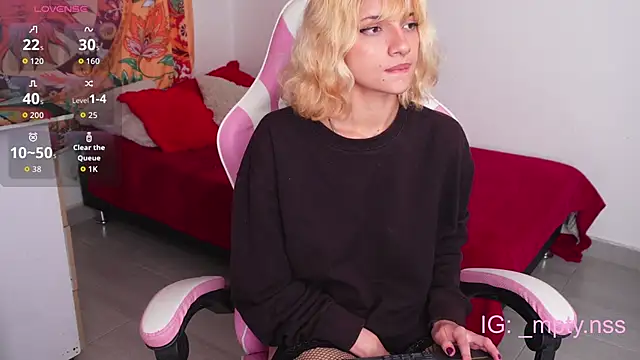 HiScarlett online show from 09.23.25