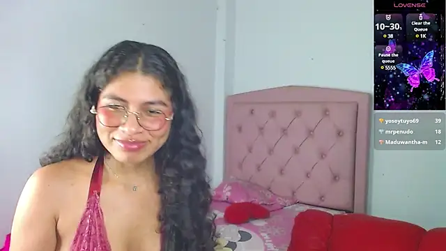 Snapshot of Cynthia_hazel chatting on 02.05.25 Cynthia hazel online show from 02.05.25