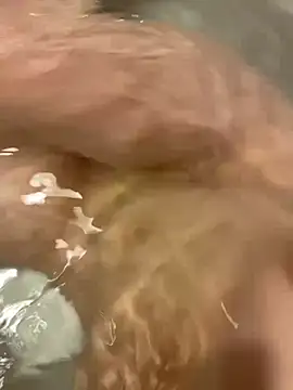 mochi mo chi  online show from 12.17.24