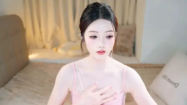 Eimile online show from 03.07.25