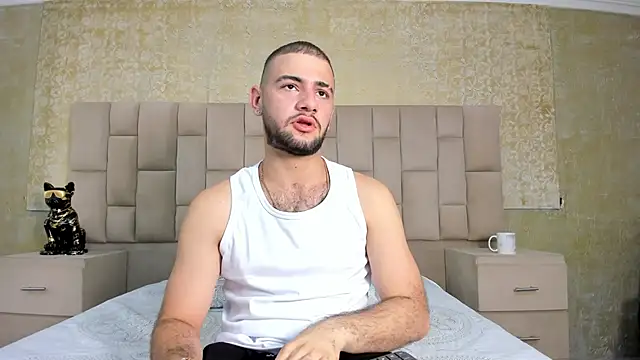 MaximusDick1  online show from 11.08.25