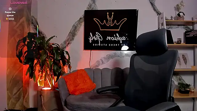 MaximusDick1  online show from 01.18.26