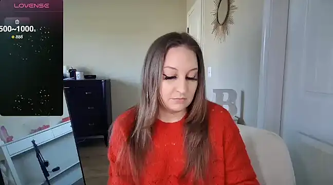 Snapshot of Brooklyn_Bee chatting on 12.31.24 Brooklyn Bee online show from 12.31.24