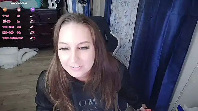 Snapshot of Brooklyn_Bee chatting on 05.10.26 Brooklyn Bee online show from 05.10.26