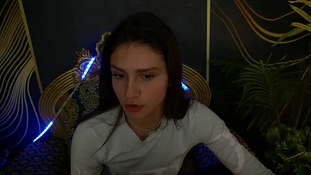 Snapshot of ValeryRoyale chatting on 02.04.25 ValeryRoyale online show from 02.04.25