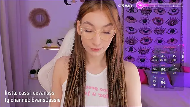 Snapshot of Cassie_Ice chatting on 03.05.25 Cassie Ice online show from 03.05.25