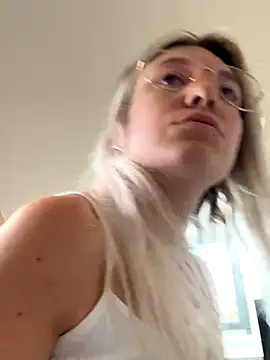 carlaaa online show from 09.11.25