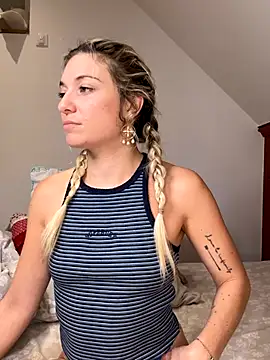 carlaaa online show from 10.08.25